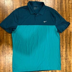 Nike Men's Golf Polo Shirt in Teal and Navy